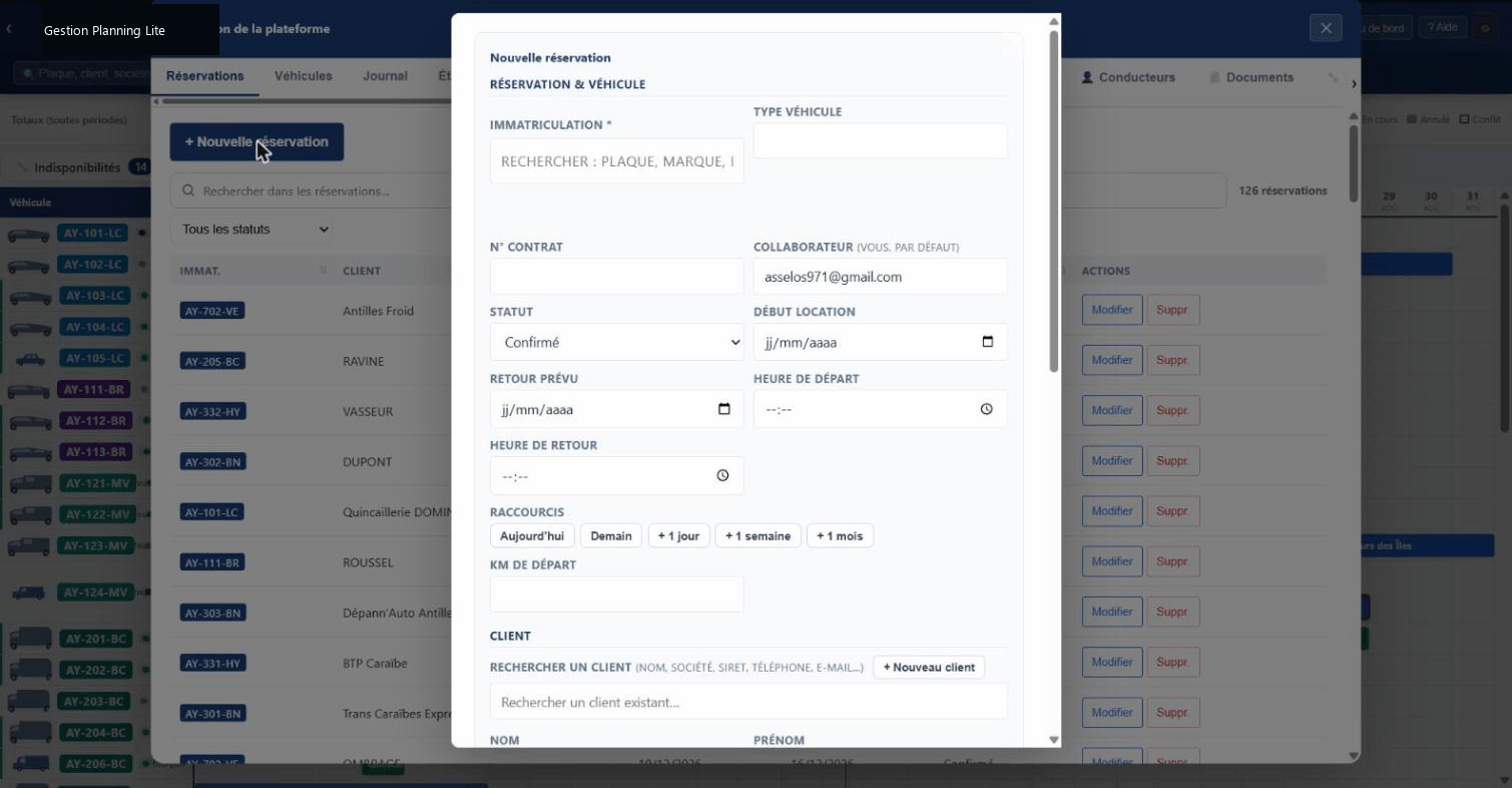 Création d'une réservation avec choix du véhicule, du client, du conducteur, des dates et du statut.